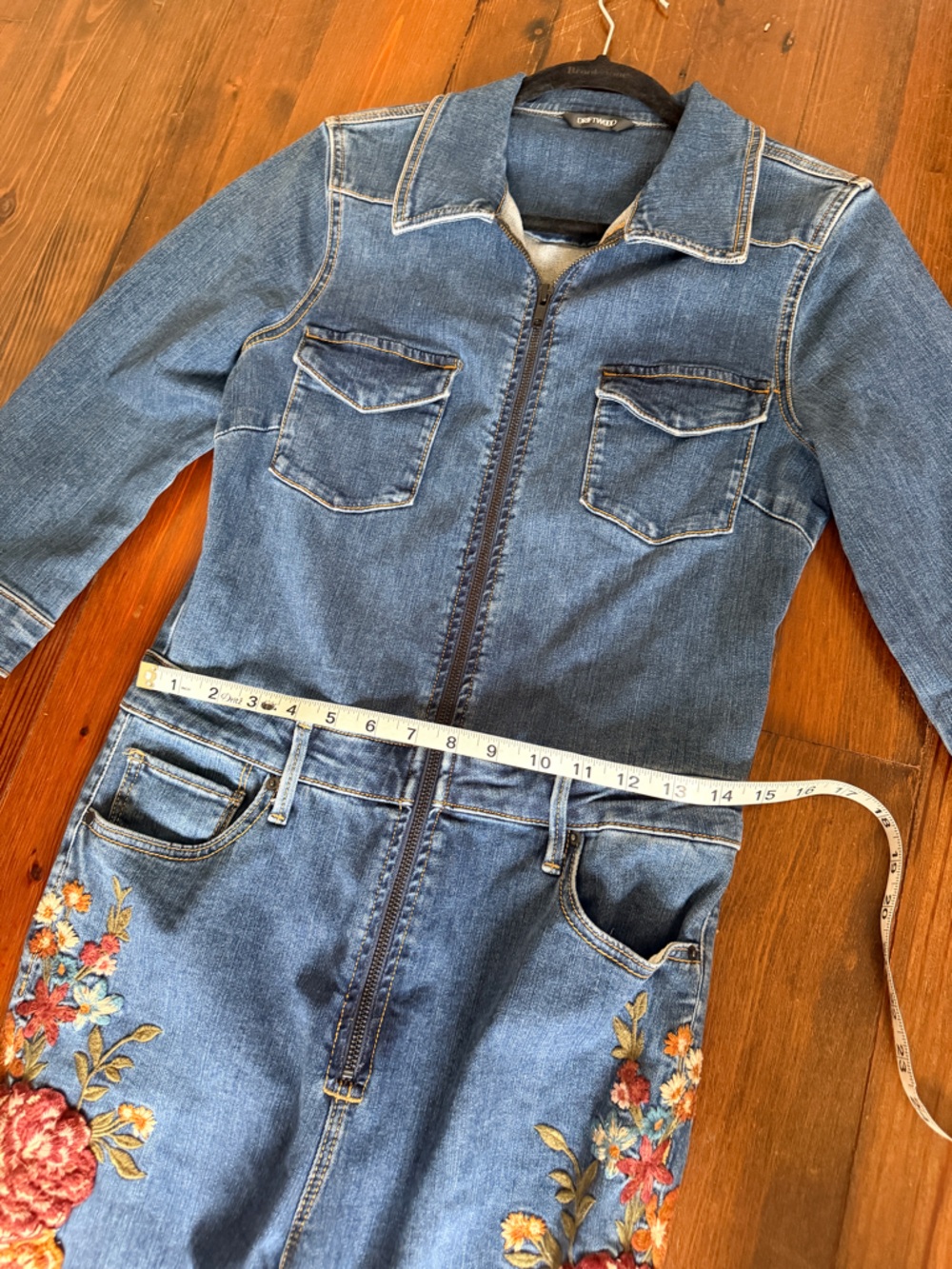 🌸DRIFTWOOD Farrah Embroidered Floral Flare Leg Denim Jumpsuit - Midnight Rose - Picture 8 of 13